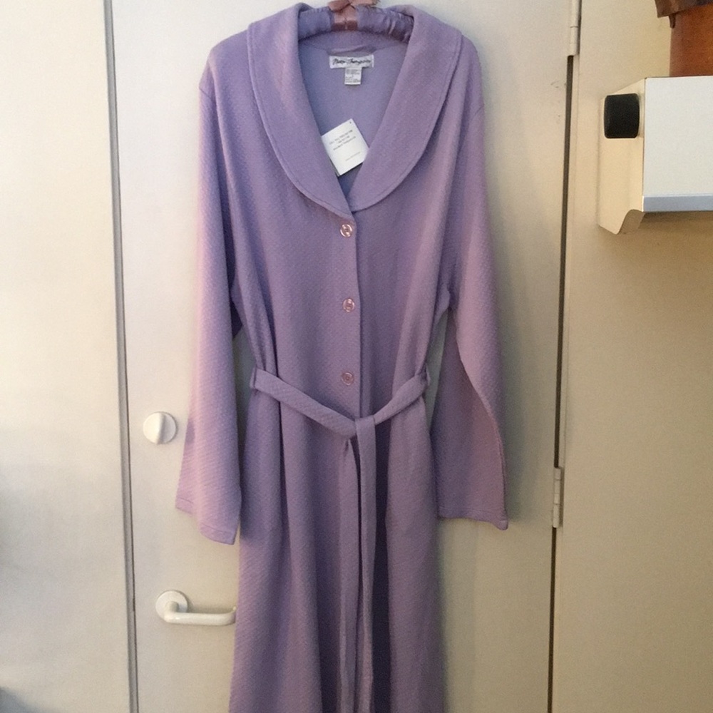 Lavender cotton/poly knit robe - new